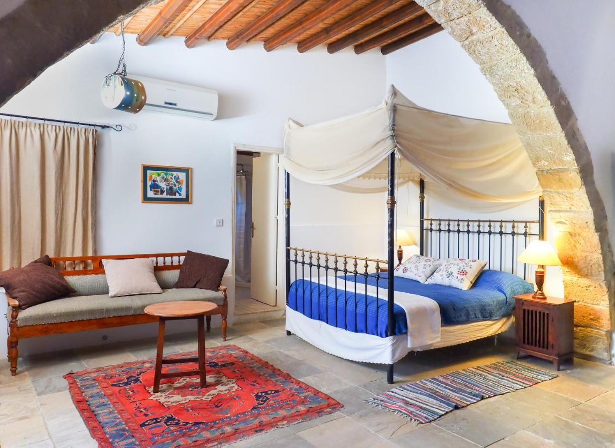 Zoes Traditional Apartments, Bed & Breakfast Lárnaka Kültér fotó